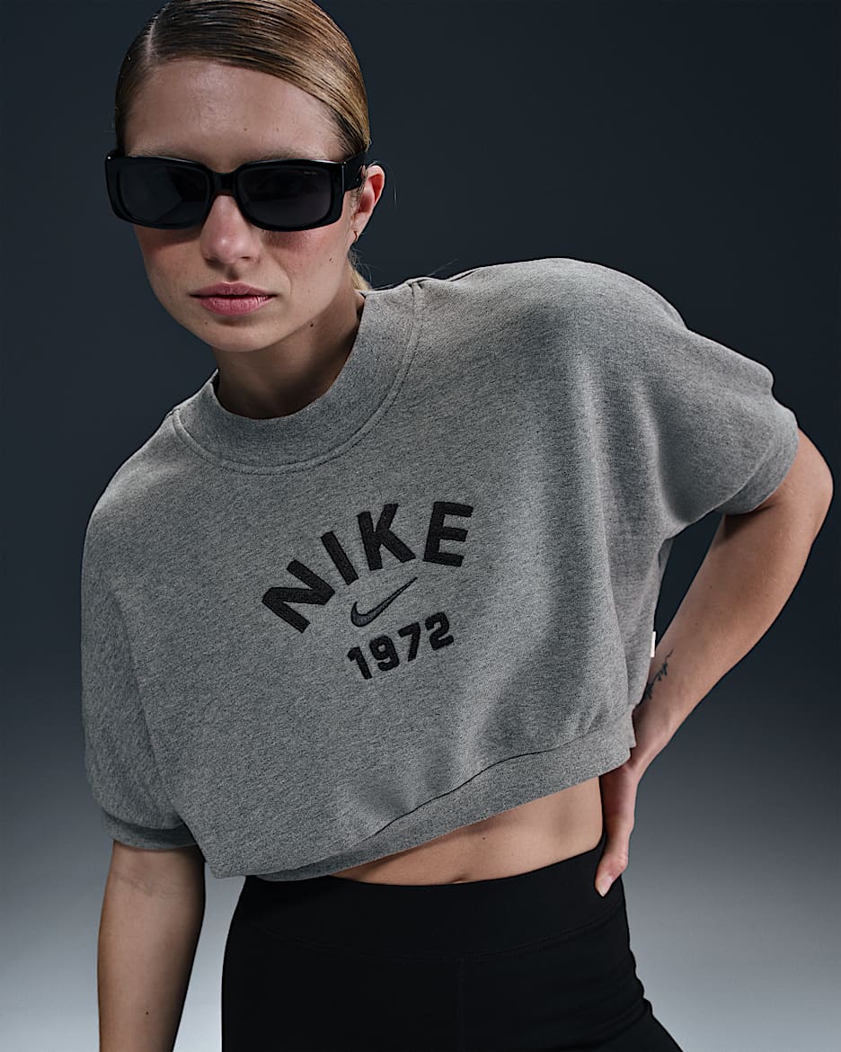 Nike short sleeve crop top on sale